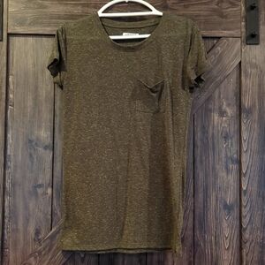 Women's cut tee with pocket